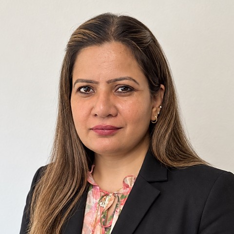 Sadia Bhatti, Principal Solicitor at immigrationely